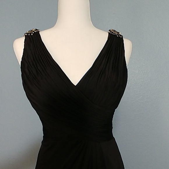 BEAUTIFUL in BLACK...evening dress - Picture 2 of 6